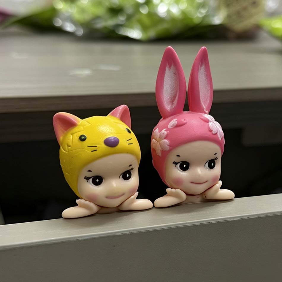 Yoga In Fitness First - Baru!! Figur Mini Bercahaya Dalam Gelap